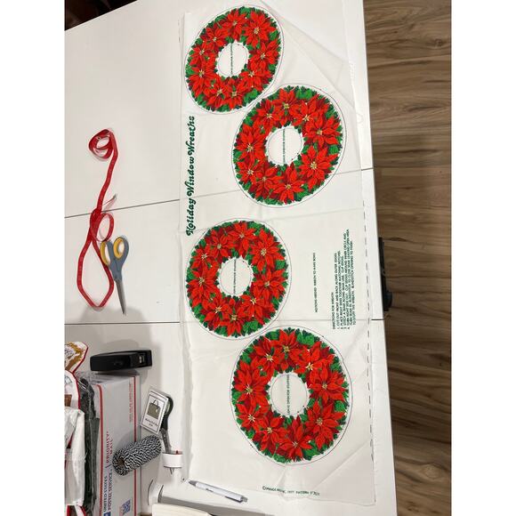 Vtg 1977 Fabric Panel DIY Spring Mills #7611 Holiday Window Wreath Poinsettia - Picture 1 of 8